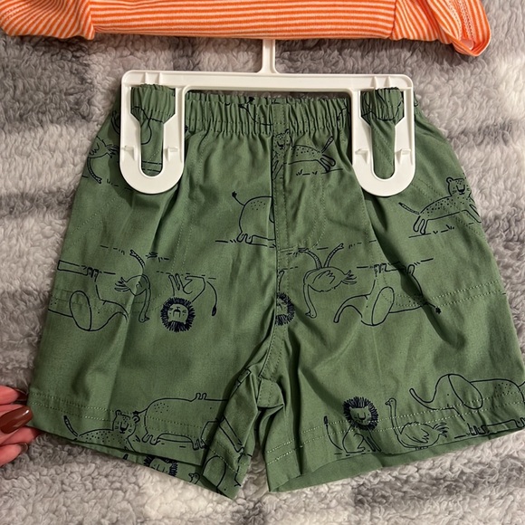 Carters 3 Piece Baby Set - Picture 4 of 4